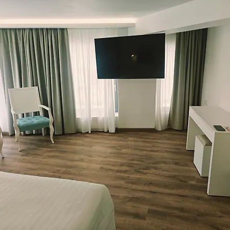 Ibiscus Отель 4*