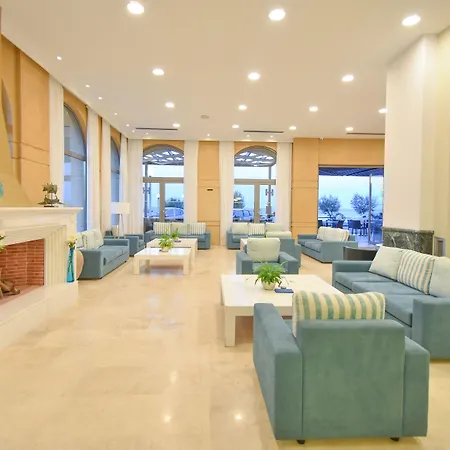 ホテル Ibiscus 4*