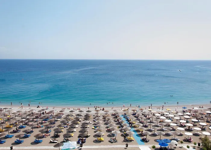 إيبيسكوس فندق 4*
